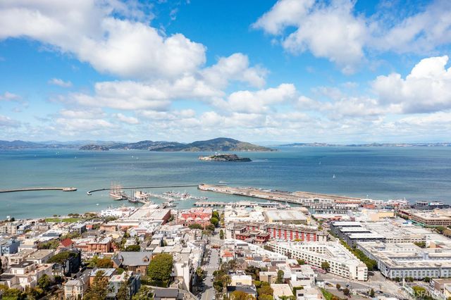 941 Lombard Street, San Francisco, CA 94133