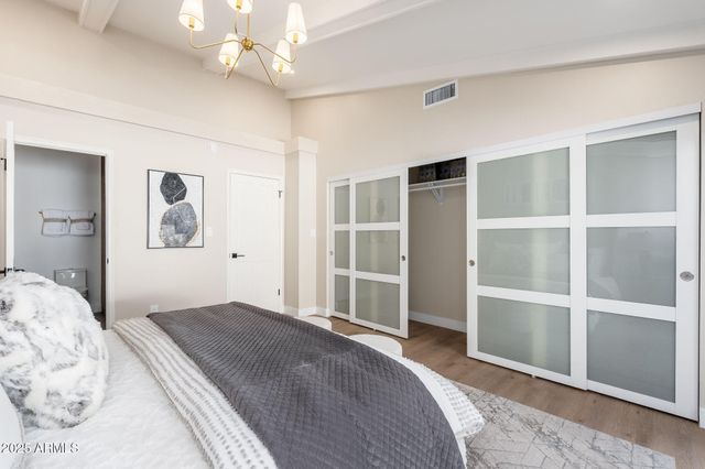 5752 N SCOTTSDALE Road, Paradise Valley, AZ 85253