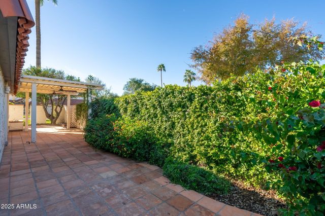 5752 N SCOTTSDALE Road, Paradise Valley, AZ 85253