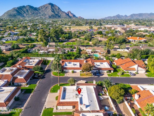 5752 N SCOTTSDALE Road, Paradise Valley, AZ 85253