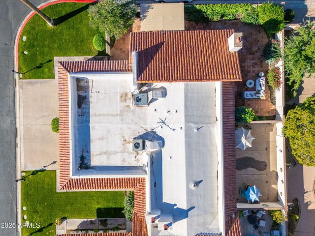 5752 N SCOTTSDALE Road, Paradise Valley, AZ 85253