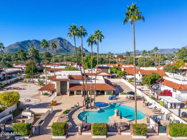 5752 N SCOTTSDALE Road, Paradise Valley, AZ 85253