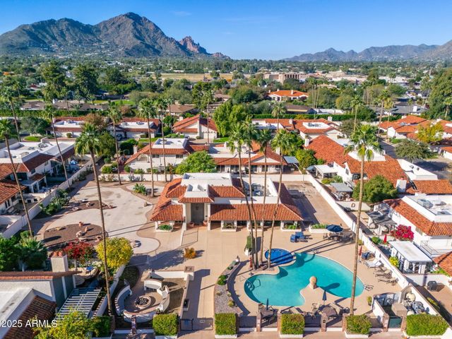 5752 N SCOTTSDALE Road, Paradise Valley, AZ 85253