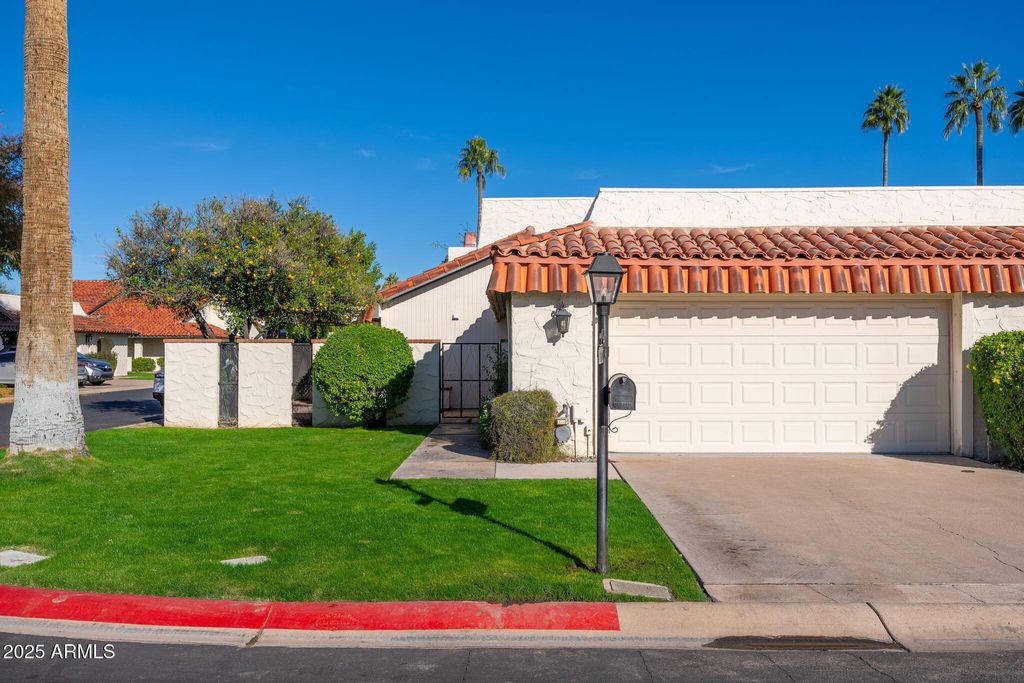 5752 N SCOTTSDALE Road, Paradise Valley, AZ 85253