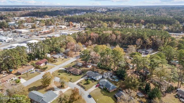 1002 Albemarle Court, New Bern, NC 28562