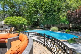 7 Lorraine Court, East Brunswick, NJ 08816