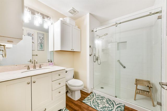 448 7th Street, Dickinson, TX 77539