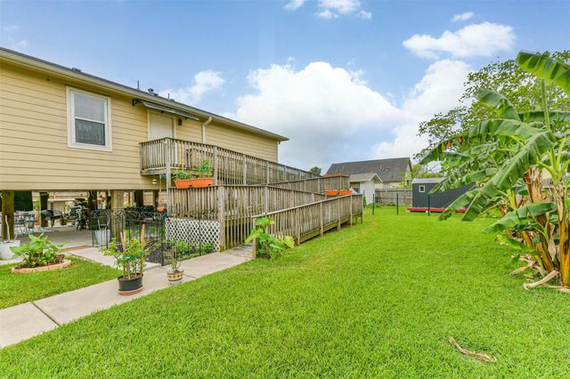 448 7th Street, Dickinson, TX 77539