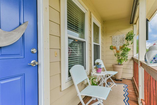 448 7th Street, Dickinson, TX 77539