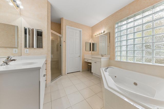 2257 Egret Cove Drive, West Palm Beach, FL 33411