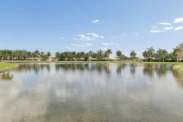 2257 Egret Cove Drive, West Palm Beach, FL 33411