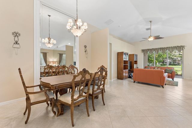 2257 Egret Cove Drive, West Palm Beach, FL 33411