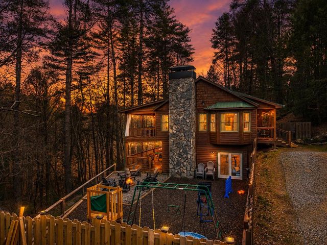 130 Clark Drive, Ellijay, GA 30540
