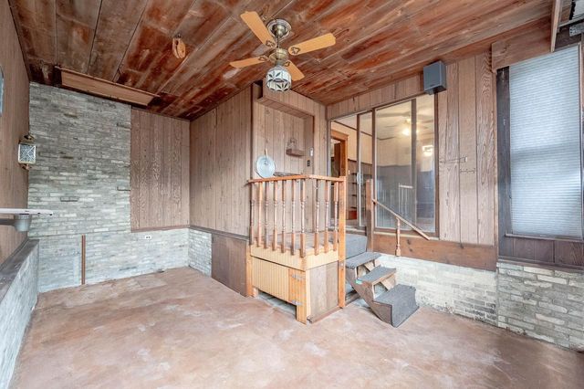 616 Park STREET, Watertown, WI 53098