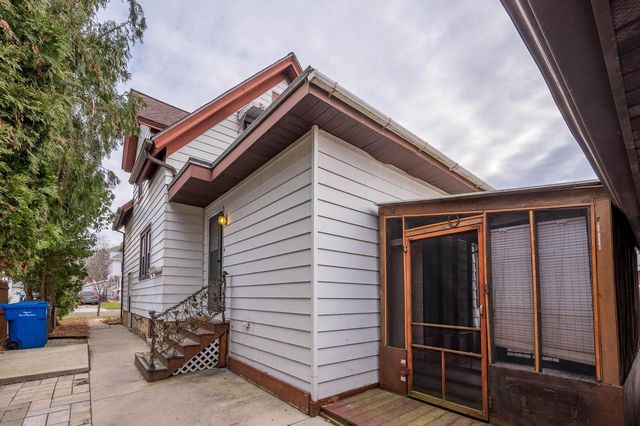 616 Park STREET, Watertown, WI 53098