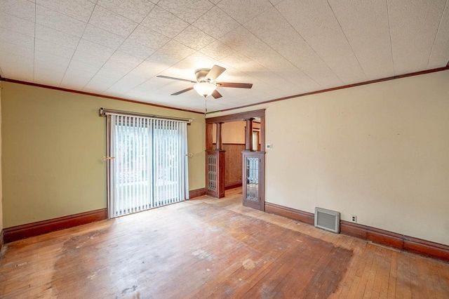 616 Park STREET, Watertown, WI 53098