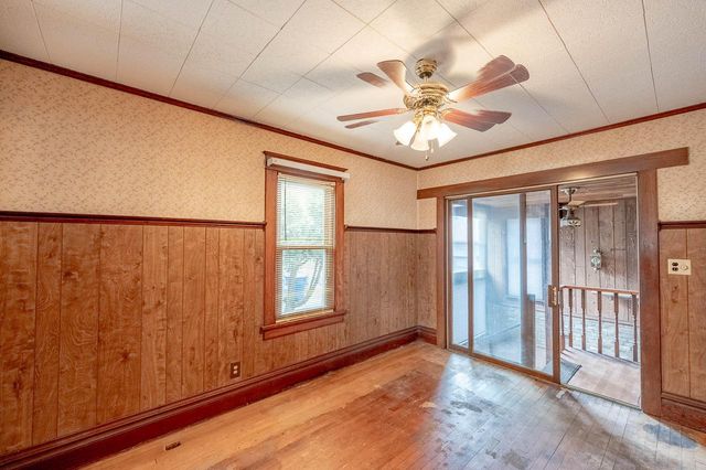 616 Park STREET, Watertown, WI 53098