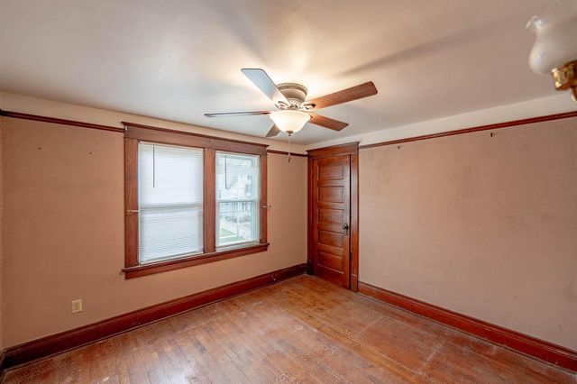 616 Park STREET, Watertown, WI 53098