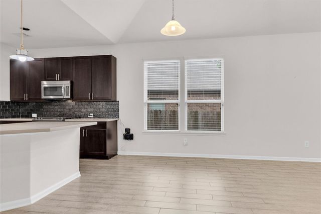 1960 Elkington Circle, Conroe, TX 77304