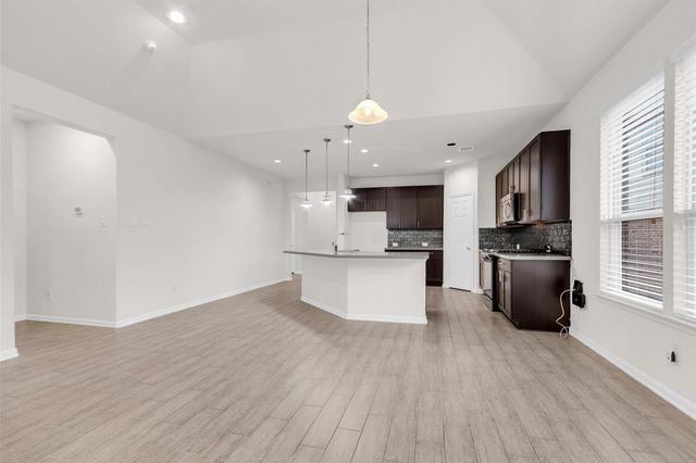 1960 Elkington Circle, Conroe, TX 77304