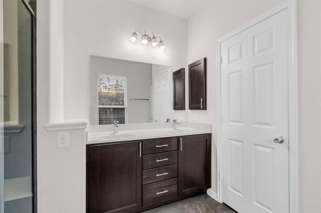 1960 Elkington Circle, Conroe, TX 77304