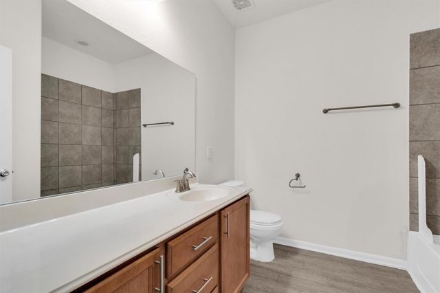 1960 Elkington Circle, Conroe, TX 77304