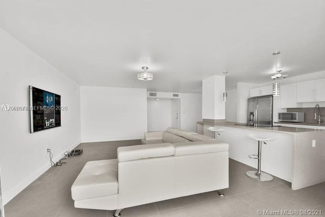 18041 Biscayne Blvd 801, Aventura, FL 33160