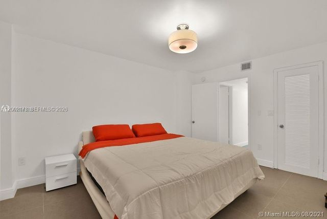 18041 Biscayne Blvd 801, Aventura, FL 33160