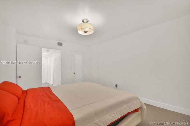 18041 Biscayne Blvd 801, Aventura, FL 33160