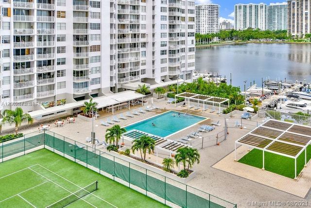 18041 Biscayne Blvd 801, Aventura, FL 33160