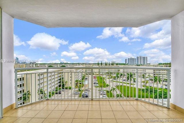 18041 Biscayne Blvd 801, Aventura, FL 33160