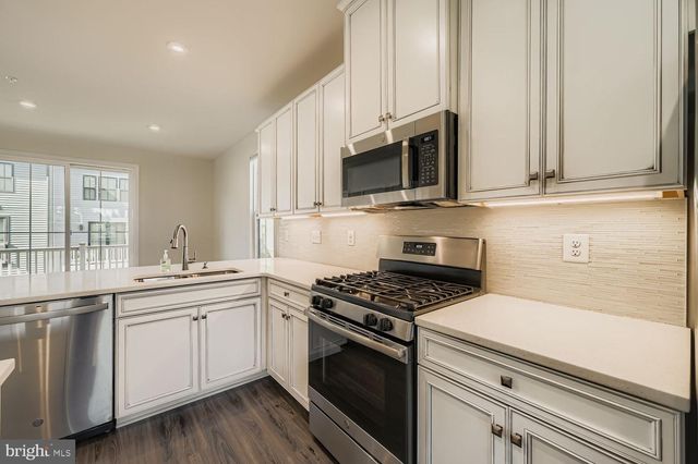640 CHALCEDONY LN, Glen Burnie, MD 21060