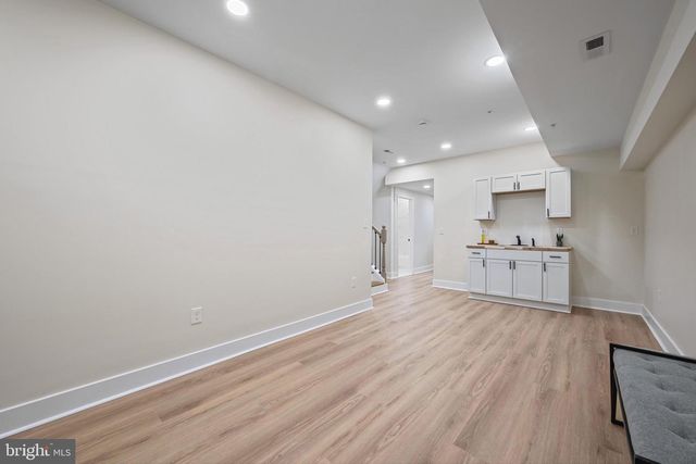 8620 ELLEN CT, Parkville, MD 21234