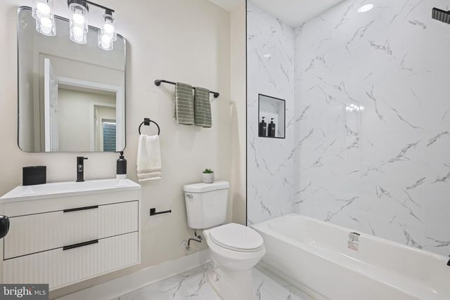 8620 ELLEN CT, Parkville, MD 21234