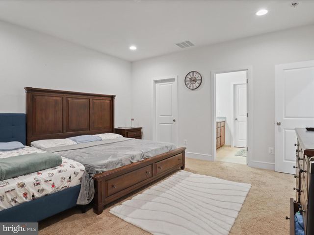 25441 HARTLAND ORCHARD TER, Chantilly, VA 20152