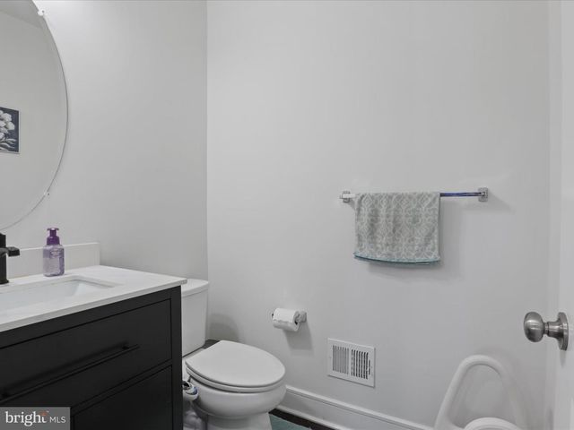 25441 HARTLAND ORCHARD TER, Chantilly, VA 20152