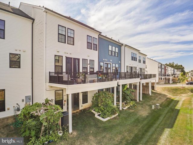 25441 HARTLAND ORCHARD TER, Chantilly, VA 20152