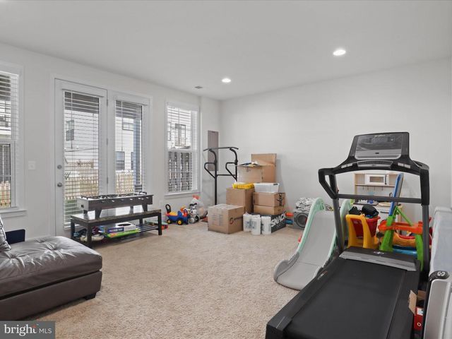 25441 HARTLAND ORCHARD TER, Chantilly, VA 20152