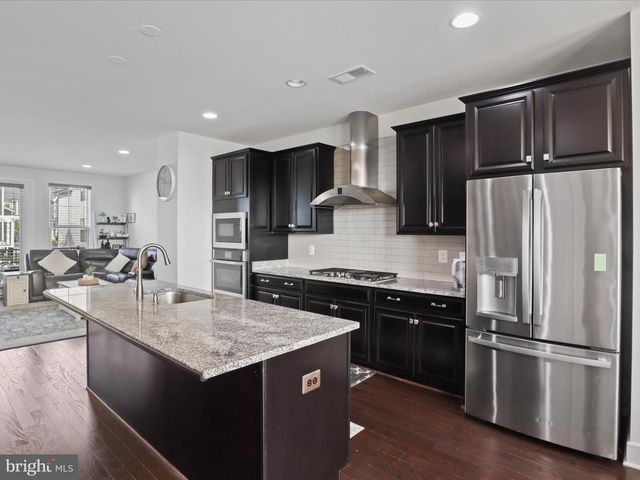 25441 HARTLAND ORCHARD TER, Chantilly, VA 20152
