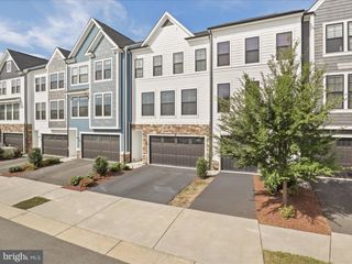 25441 HARTLAND ORCHARD TER, Chantilly, VA 20152