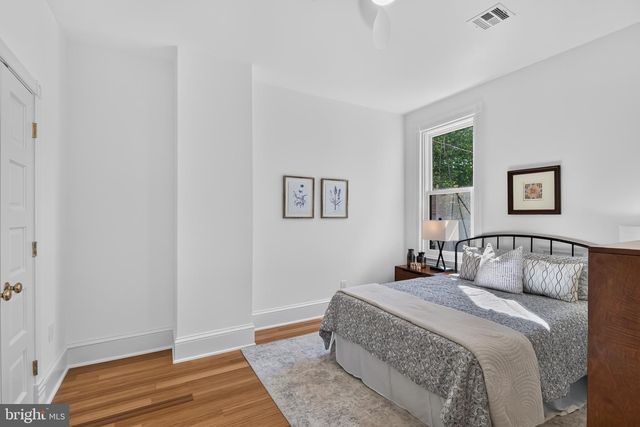 513 F ST NE, Washington, DC 20002