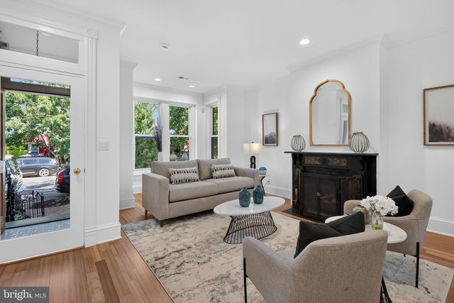 513 F ST NE, Washington, DC 20002