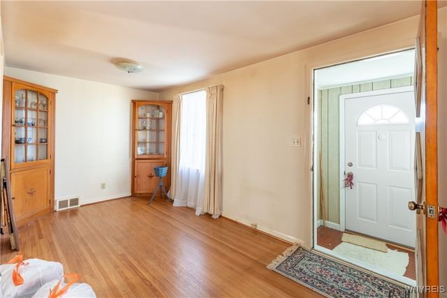 119 Treadwell Road, Tonawanda, NY 14150