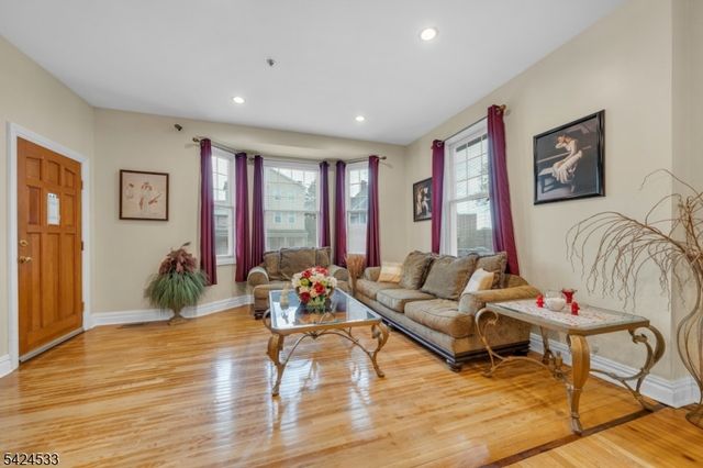 60 Hawthorne Ave, East Orange City, NJ 07018