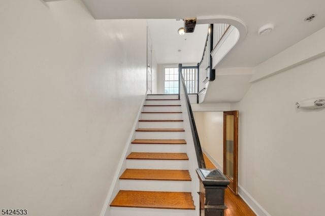 60 Hawthorne Ave, East Orange City, NJ 07018