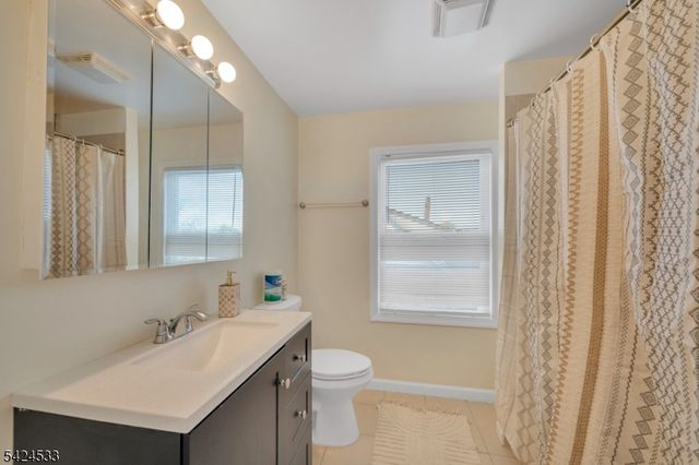 60 Hawthorne Ave, East Orange City, NJ 07018