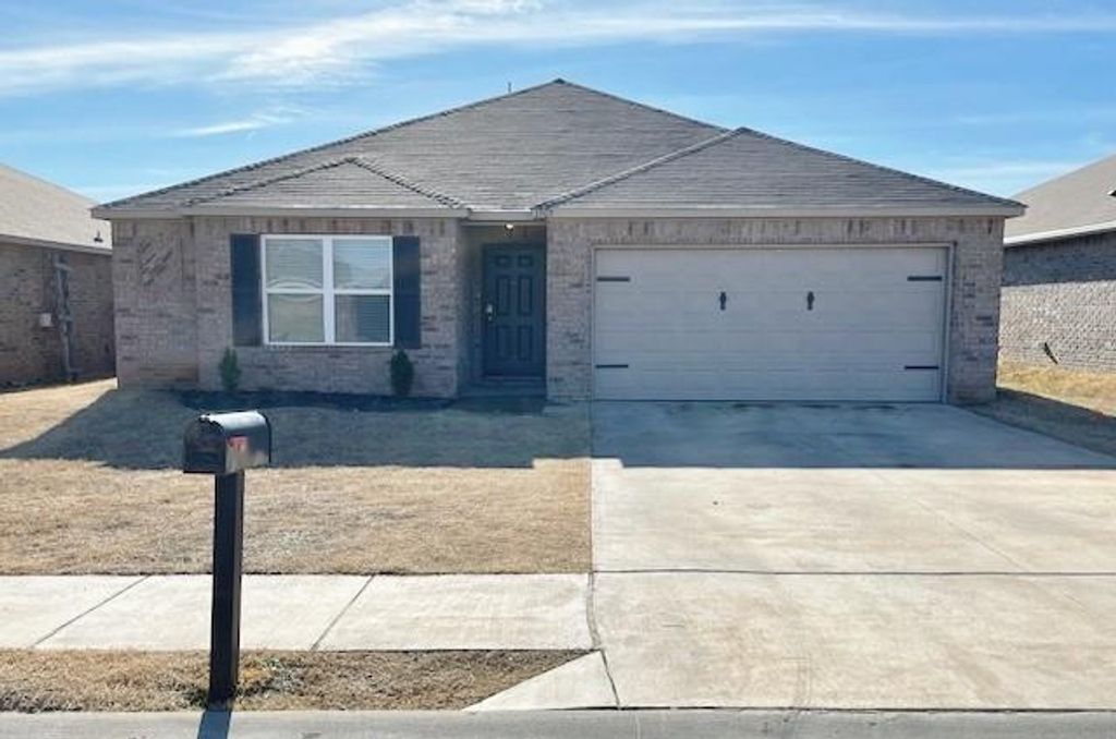 1909 E Moore Avenue, Stillwater, OK 74075