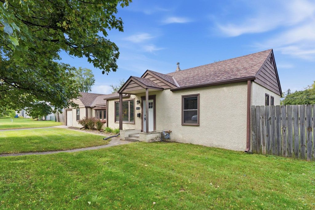 10112 Stevens Avenue S, Bloomington, MN 55420 — exterior