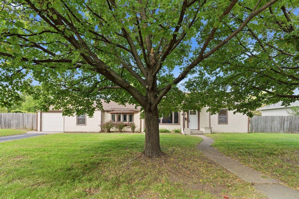 10112 Stevens Avenue S, Bloomington, MN 55420 — photo 2