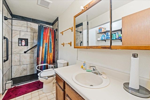 2808 TURNER STREET, Fairbanks, AK 99701
